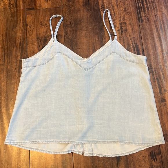 Button Down Tank Top - Picture 4 of 9